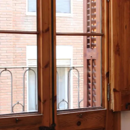 Graus Apartment Barcelona